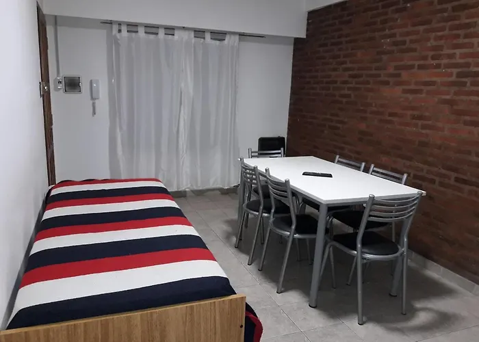 Apartamento Centrico 19 De Mayo 2 Con Cochera